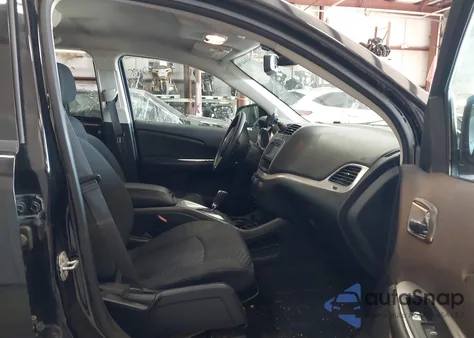 2019 Dodge Journey Se z USA, uszkodzony, nr VIN 3C4PDCBB9KT757813